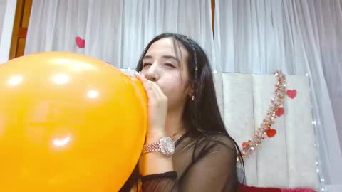 violetsweet_cs online show from February 2025 07:23:01 AM