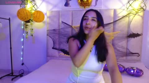 violetsweet_cs online show from October 2025 05:23:02 PM