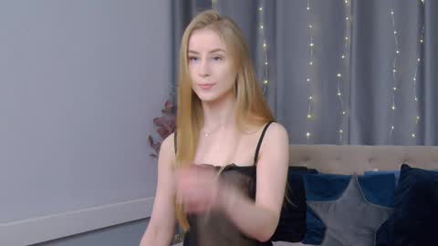 VioletSwone online show from January 2025 05:22:02 AM
