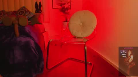 Snapshot of violett__sinclair1 chatting on November 2025 12:06:01 PM Violett online show from November 2025 12:06:01 PM