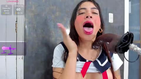 Snapshot of violett_collins_ chatting on October 2025 06:08:01 AM Violett online show from October 2025 06:08:01 AM