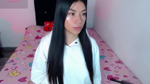 violeta  online show from September 2025 07:13:02 PM