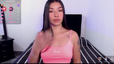 violeta  online show from September 2025 07:06:02 PM