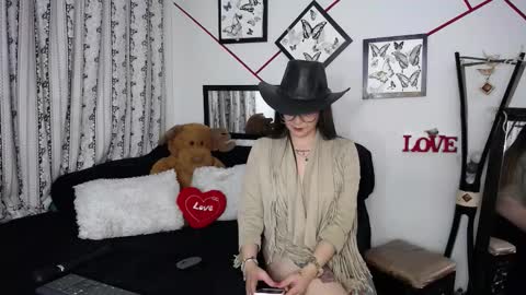 violetta_afrodita online show from October 2025 02:12:02 AM