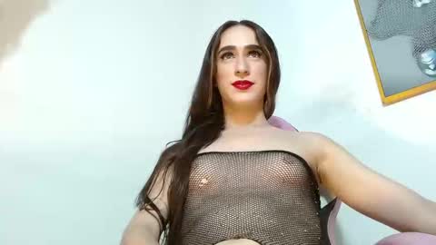Snapshot of violetta_tss chatting on January 2025 09:29:02 PM Princess Violet Valerious Follow me IGX violetvalerious online show from January 2025 09:29:02 PM
