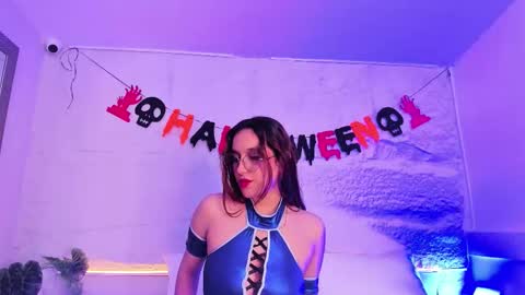 Snapshot of violettaevans_ chatting on October 2025 07:59:01 PM Violetta online show from October 2025 07:59:01 PM