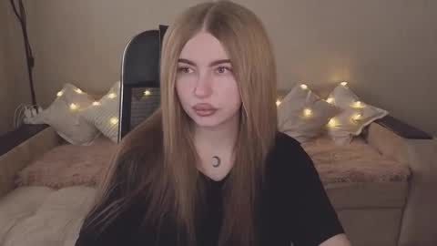 ViolettaOtis online show from October 2025 11:54:01 AM