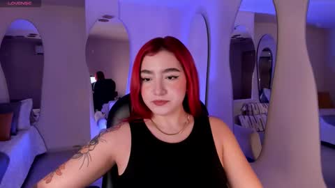 Snapshot of violettcastel chatting on September 2025 07:08:01 PM Violett Castel online show from September 2025 07:08:01 PM