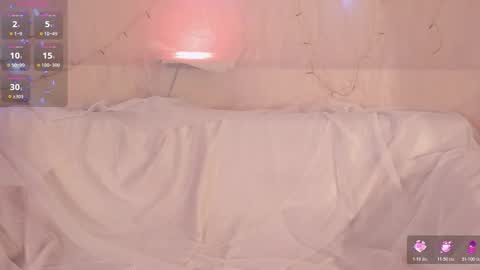 Snapshot of violettcastel chatting on October 2025 08:10:01 PM Violett Castel online show from October 2025 08:10:01 PM