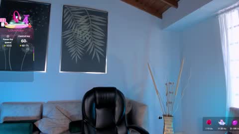 Snapshot of violetthansson chatting on October 2025 06:35:02 PM Violett online show from October 2025 06:35:02 PM