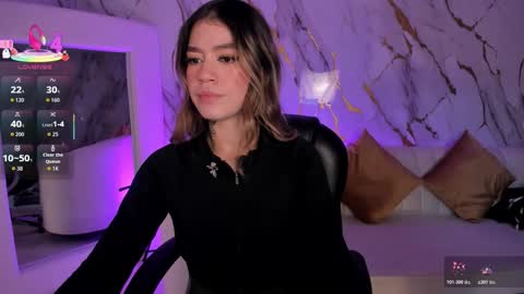 Snapshot of violetthansson chatting on November 2025 10:59:02 AM Violett online show from November 2025 10:59:02 AM