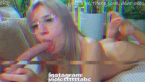 Violetta online show from November 2025 08:25:02 PM