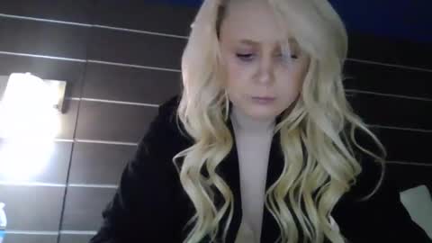 Violet Valentine online show from January 2025 11:39:01 PM
