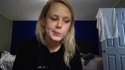 Violet Valentine online show from September 2025 02:18:01 PM
