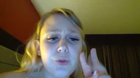 Violet Valentine online show from September 2025 05:55:02 AM