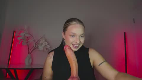 Violla online show from September 2025 09:01:01 AM