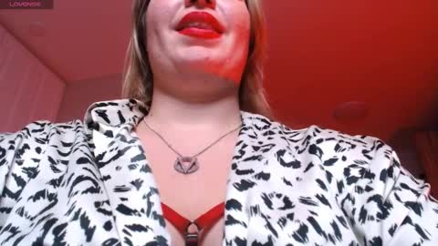  VelvettTime  online show from February 2025 05:50:02 PM