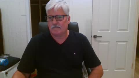 Snapshot of viper654321 chatting on October 2025 08:57:02 AM viper654321 online show from October 2025 08:57:02 AM