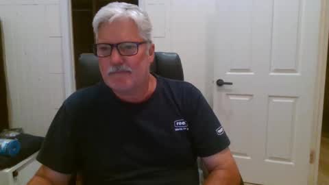 Snapshot of viper654321 chatting on October 2025 08:03:01 AM viper654321 online show from October 2025 08:03:01 AM