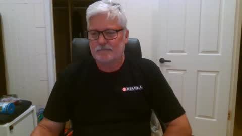 Snapshot of viper654321 chatting on October 2025 07:42:02 AM viper654321 online show from October 2025 07:42:02 AM