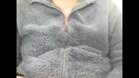 . online show from December 2025 01:42:01 PM