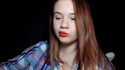 Snapshot of virgiehackney chatting on October 2025 04:26:01 PM Mia online show from October 2025 04:26:01 PM