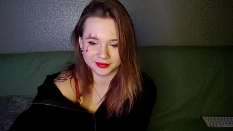 Snapshot of virgiehackney chatting on October 2025 12:06:01 PM Mia online show from October 2025 12:06:01 PM