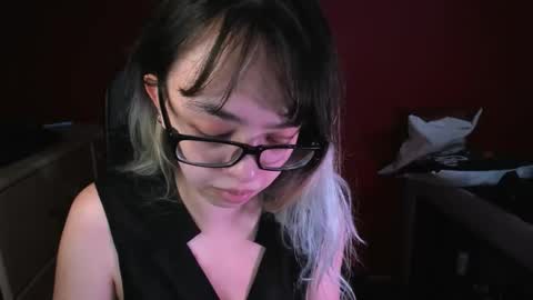 Zoe online show from September 2025 07:06:02 PM