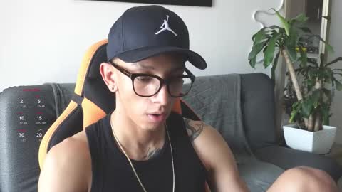 Snapshot of vito_benz chatting on October 2025 01:13:01 PM VITO BENZ online show from October 2025 01:13:01 PM