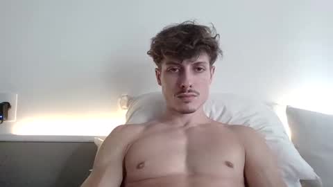 Snapshot of vitoraugustoxxx chatting on October 2025 07:09:02 PM vitoraugustoxxx online show from October 2025 07:09:02 PM