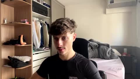 Snapshot of vitoraugustoxxx chatting on November 2025 11:45:01 AM vitoraugustoxxx online show from November 2025 11:45:01 AM