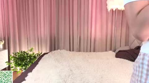 Snapshot of vivi_ennes chatting on October 2025 08:31:02 AM You like my friends can call me LUNA This is my first day here online show from October 2025 08:31:02 AM