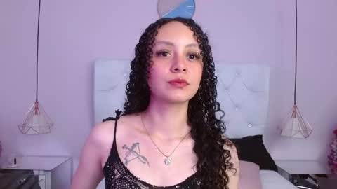 Vivi online show from October 2025 03:36:01 AM