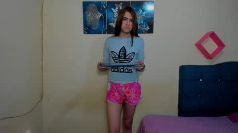 Snapshot of vivianalatin chatting on October 2025 12:06:02 PM instagram Viviana73215 online show from October 2025 12:06:02 PM