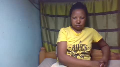 viviane0812 online show from October 2025 12:57:01 AM