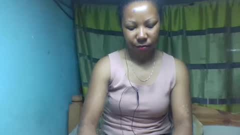 viviane0812 online show from October 2025 01:59:02 PM