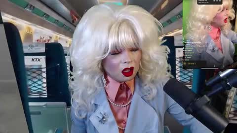 VivianFrosty online show from September 2025 03:39:02 AM