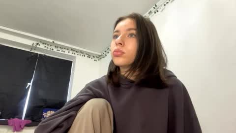 Snapshot of viviennebreihan chatting on October 2025 07:10:02 AM Vivi online show from October 2025 07:10:02 AM