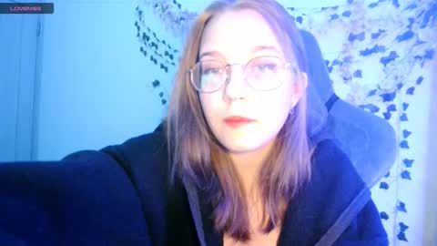 vivivivikkie online show from October 2025 09:32:02 PM