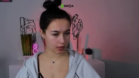 vivy_star online show from October 2025 08:48:01 AM