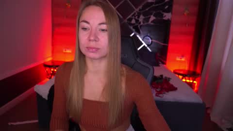 Snapshot of vixenmuse chatting on October 2025 06:50:02 AM Ur Lady online show from October 2025 06:50:02 AM