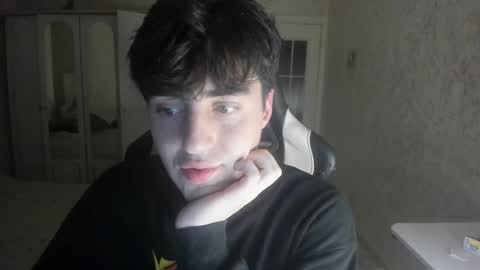 Snapshot of vlad1605 chatting on October 2025 03:40:01 PM Martin online show from October 2025 03:40:01 PM