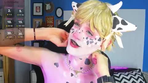 Vlad  online show from October 2025 03:13:01 PM