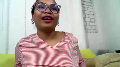 voagelle online show from February 2025 04:11:02 PM