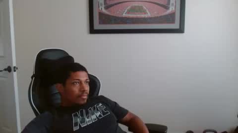 Snapshot of volumebbc chatting on December 2025 04:12:02 PM AlwaysAvibe online show from December 2025 04:12:02 PM