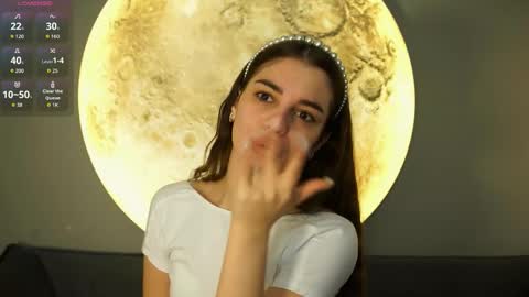 Sofia online show from December 2025 06:08:02 AM