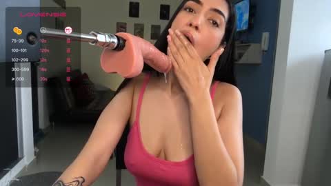 vsantini_ online show from March 2025 04:17:02 PM