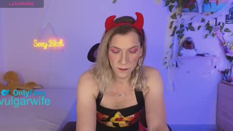 Vikky online show from October 2025 04:46:01 PM