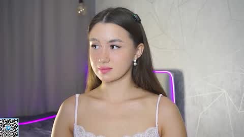 Snapshot of vvilly_wonka chatting on October 2025 01:58:02 AM Ethal - thank you for thumb up online show from October 2025 01:58:02 AM