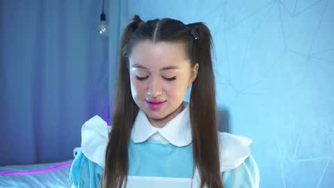 Snapshot of vvilly_wonka chatting on November 2025 01:49:01 AM Ethal - thank you for thumb up online show from November 2025 01:49:01 AM